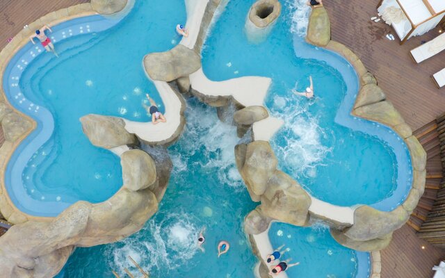 termas_de_chaves_complexo_exterior_piscina_vista_area